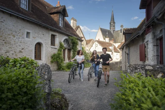 Promenade dans les rues de Montrésor