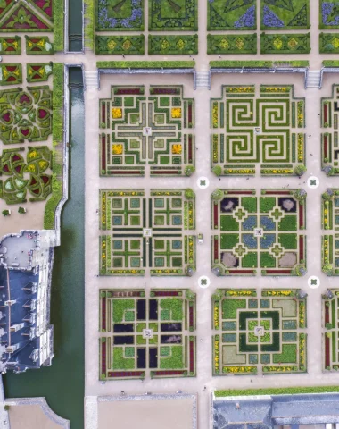 Vue aérienne des jardins à la verticale