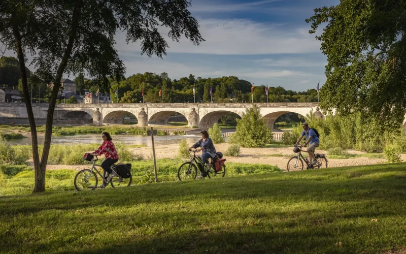 Cyclotouristes à Tours