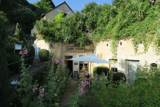 Explore Trôo, a small troglodyte village in the Loire Valley